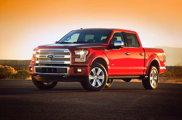 Ford bao loi truc lai voi hang nghin xe pick-up 2015