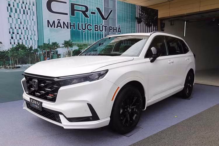 Honda CR-V 2024 hon 1 ty vua ra mat da tu tin ban 