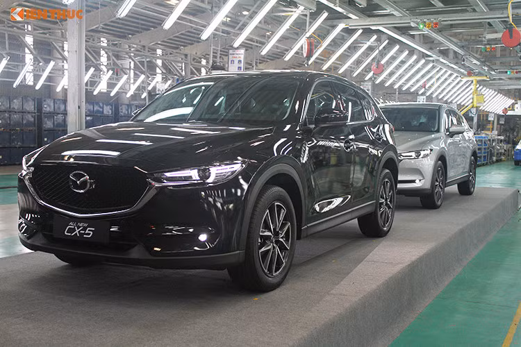 "Việc xây dựng và công bố chính sách giá mới này chính là giá của nhà sản xuất và là giá tốt nhất hiện nay, chúng tôi chỉ điều chỉnh khi có sự thay đổi về tỷ giá ngoại tệ hoặc có chính sách thuế mới tác động đến sản xuất kinh doanh và sẽ nỗ lực giảm giá thành khi được khách hàng tin dùng và có doanh số cao". Ông Bùi Kim Kha cho biết thêm.