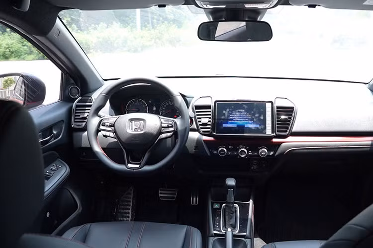Honda City bat ngo giam gia toi gan 70 trieu dong tai dai ly-Hinh-2