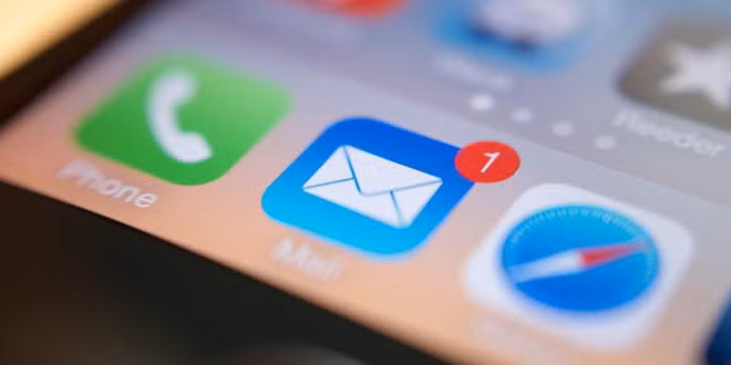 Ứng dụng Mail trên Iphone có đợt cập nhật lớn hỗ trợ văn bản phong phú. Người dùng dễ dàng thay đổi font chữ, kích thước, màu sắc và căn chỉnh văn bản. Đây là bổ sung quan trọng cho những ai thường sử dụng Mail của Apple để gửi thư điện tử trong công việc. Ảnh: Flickr/Kārlis Dambrāns.