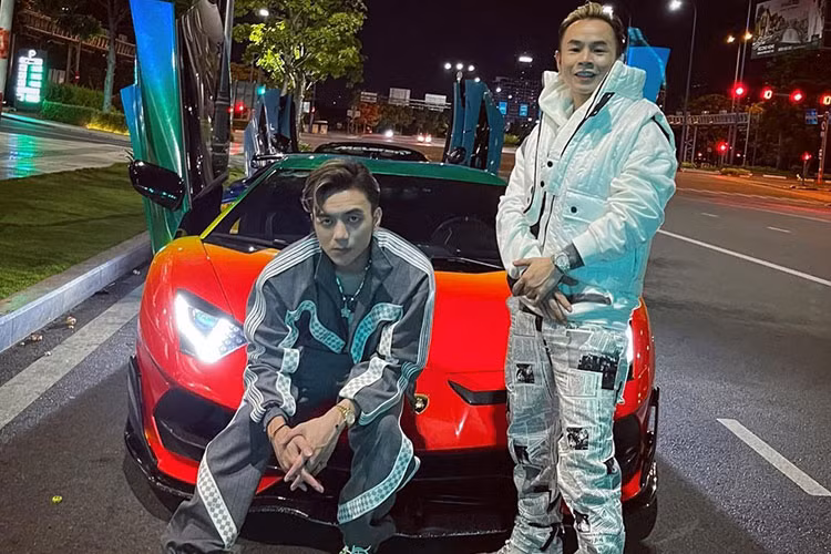 Binz & Soobin Hoang Son do dang Lamborghini Aventador SVJ 