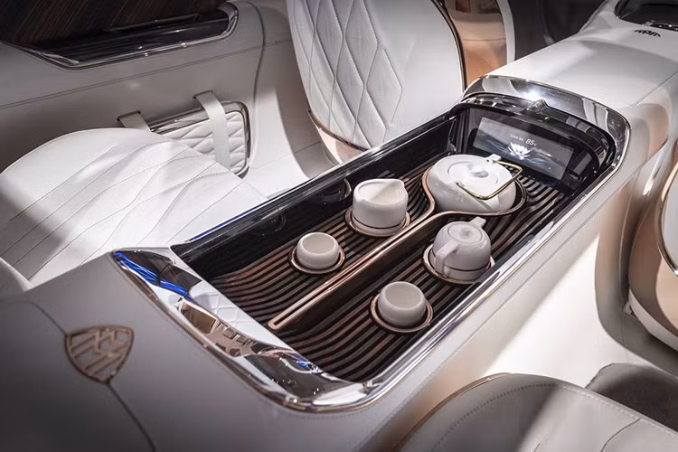 Hiện chưa rõ Mercedes-Maybach GLS 2020 có được phát triển dựa trên mẫu xe concept Vision Mercedes-Maybach Ultimate Luxury từng ra mắt trong triển lãm Bắc Kinh 2018 hay không. Nếu đúng như vậy thì Mercedes-Maybach GLS 2020 sẽ có thiết kế ấn tượng.