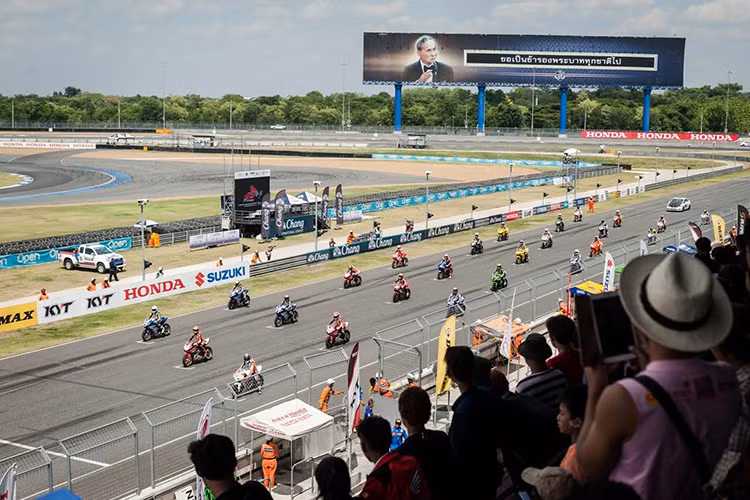 Việc Duy Thông_đại diện duy nhất của đội đua Yuzy Honda Việt Nam Racing tham dự nội dung AP250, đạt được vị trí thứ 18 là một bước tiến với cá nhân anh và toàn đội đua. Duy Thông đã vươn lên 4 bậc so với vị trí xuất phát. Trong chặng đua sắp tới tại Nhật Bản, một vị trí trong top 15 đối với Duy Thông là hoàn toàn có thể.