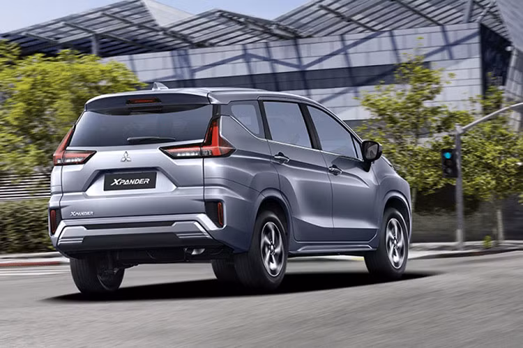 Cộng dồn doanh số từ đầu năm đến nay, Mitsubishi Xpander bán được 10.268 xe bán ra. Xe đang được phân phối tại Việt Nam với 4 phiên bản gồm MT, AT, AT Premium và Xpander Cross, đi cùng mức giá từ 560 triệu đồng - 698 triệu đồng.