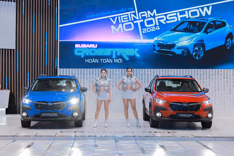 Xe vẫn được trang bị cấu hình dẫn động 4 bánh toàn thời gian S-AWD truyền thống kết hợp với chế độ hỗ trợ vượt địa hình X-MODE 2 cấp độ cải tiến mới. Ngoài ra, Crosstrek vẫn được trang bị tiêu chuẩn hai chế độ lái là I (thông minh) và S (Thể thao) trên tất cả các phiên bản.