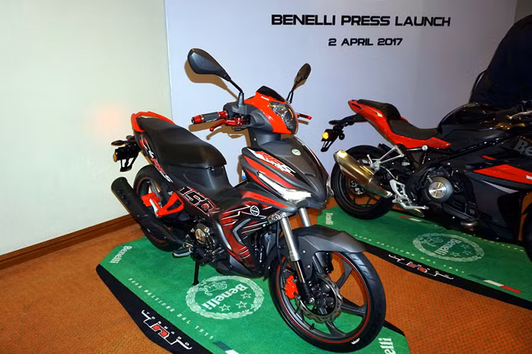 Theo nhà sản xuất Benelli cho biết, RFS là ba chữ cái viết tắt của cụm từ "Riders For Speed" với phong cách thiết kế bắt mắt dạng underbone, khá giống với hai đối thủ Honda Winner và Yamaha Exciter nhằm thu hút đối tượng khách hàng trẻ. Xe sở hữu cùng trọng lượng với Yamaha Exciter nhưng RFS150i lại có vẻ ngoài mảnh mai hơn.