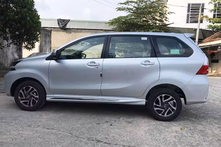 Avanza được định vị là mẫu MPV “em út” trong dải sản phẩm của Toyota Việt Nam, nằm dưới Rush và Innova, hướng tới nhóm khách hàng chạy dịch vụ nhiều hơn, trong khi Rush hướng đến nhóm khách hàng gia đình. Toyota Avanza 2019 mới dự kiến có mặt trên thị trường trong tháng 7 hoặc tháng 8 tới đây.