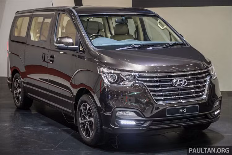 Tại triển lãm xe quốc tế Gaikindo Indonesia 2018 (GIIAS 2018), hangx xe hơi Hàn Quốc đã chính thức giới thiệu phiên bản nâng cấp của mẫu MPV Hyundai Grand Starex 2018, xe còn có tên khác là H-1 tại thị trường này.