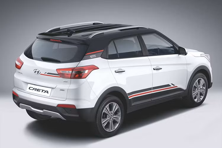 Theo hãng xe ôtô Hyundai, so với bản tiêu chuẩn, Hyudnai Creta Sports Edition 2019 sở hữu 20 nâng cấp về cả thiết kế lẫn tính năng. Về cơ bản, Creta là "bản quốc tế" của chiếc ix25, đã từng được Hyundai bán chính thức tại thị trường Trung Quốc vào năm 2018 vừa qua.