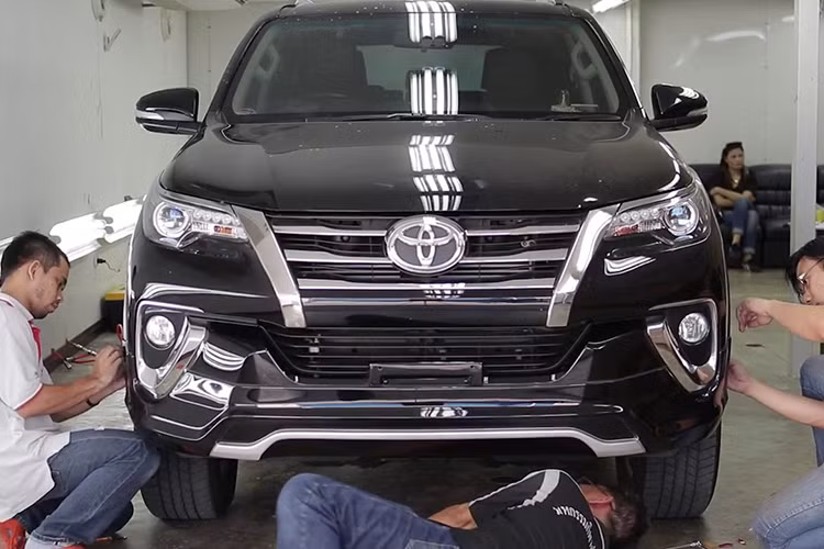 Toyota Fortuner 2017 "ngau" hon voi goi do Fiar Design