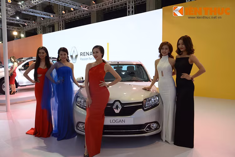 Thương hiệu xe Pháp Renault tại Việt Nam cũng mang đến triển lãm lần này 3 mẫu xe hoàn toàn mới cùng dàn mầu đa sắc màu.