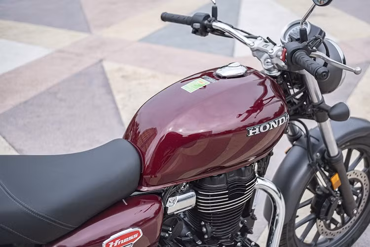 Tại Ấn Độ, mẫu Honda CB350 H'ness bị triệu hồi do lý do tương tự, không chỉ bản thân mẫu xe này mà còn có ảnh hưởng tới CB300F và CB300R. Tại đây, sự cố với cảm biến tốc độ còn đe dọa đến hoạt động của hệ thống chống bó cứng phanh ABS và kiểm soát lực kéo TC, tạo ra những nguy cơ tiềm ẩn lớn hơn đối với sự an toàn của người lái.