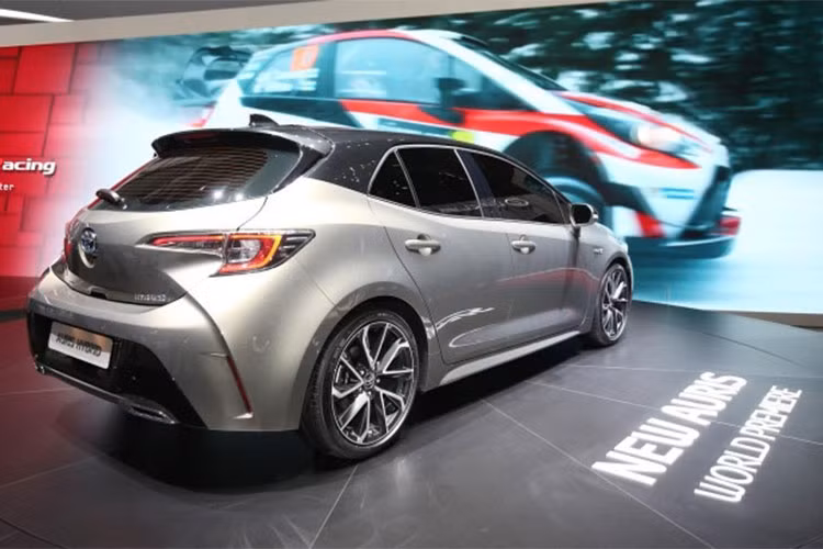 Theo phát ngôn của giám đốc điều hành ANCAP, James Goodwin: “ thật đáng khích lệ và vui mừng khi Toyota có mẫu xe đầu tiên đạt tiêu chuẩn nghiêm ngặt 5 sao của ANCAP”. Theo nguồn thông tin từ ANCAP, cho biết Corolla 2019 đang được tập trung chỉnh chu và cải tiến nhiều vào khả năng vận hành, công nghệ và ngoại thất hấp dẫn hơn.