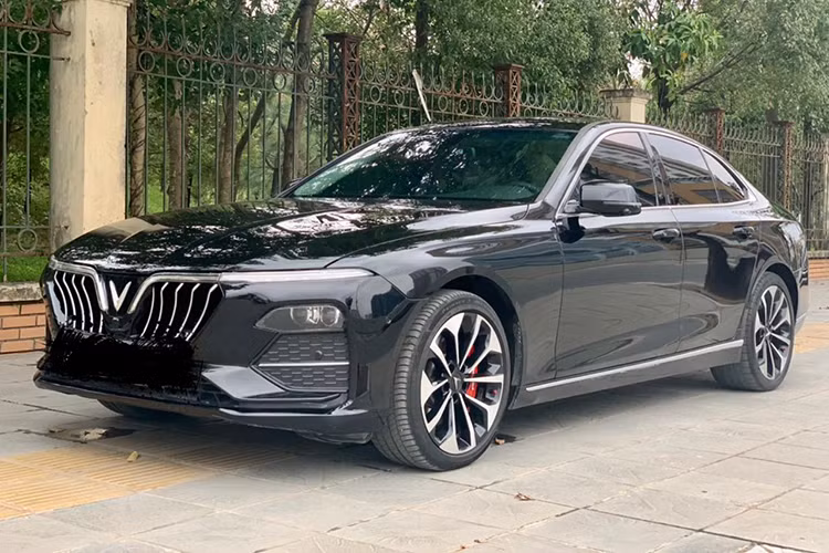 Vinfast Lux A2.0 