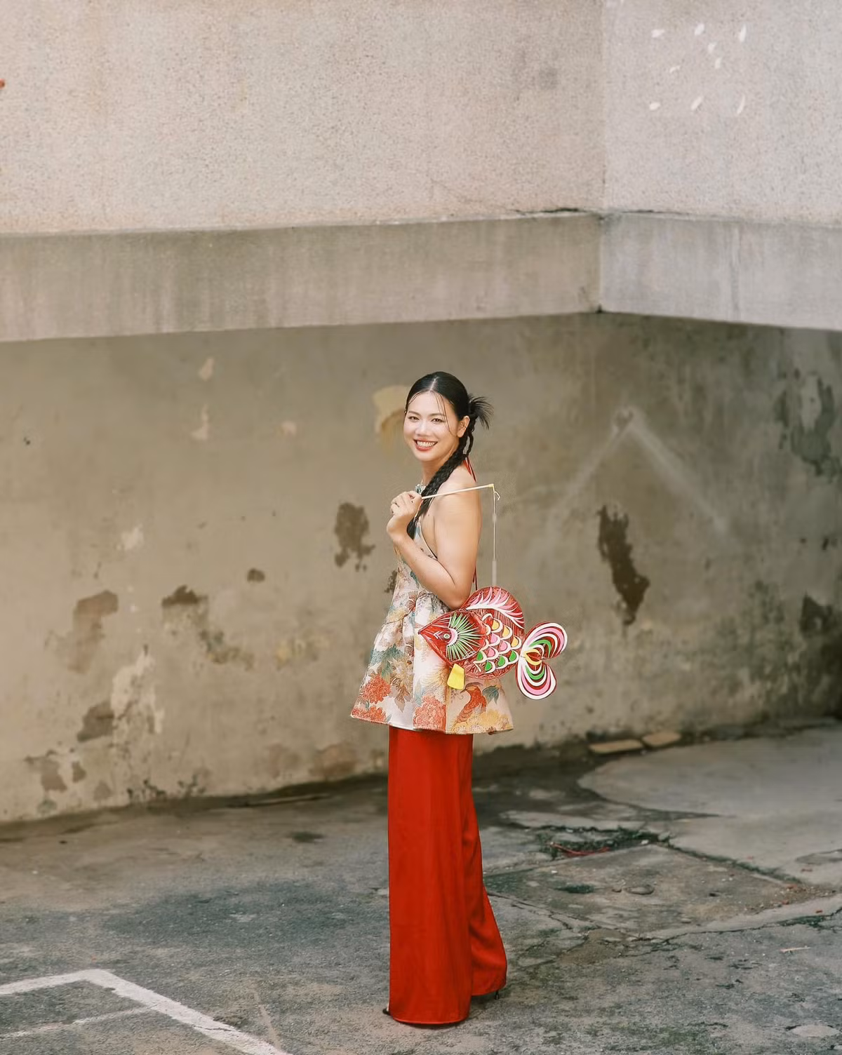 Anh Vien lai lam day song voi nhan sac xinh nhu 'tien ty'