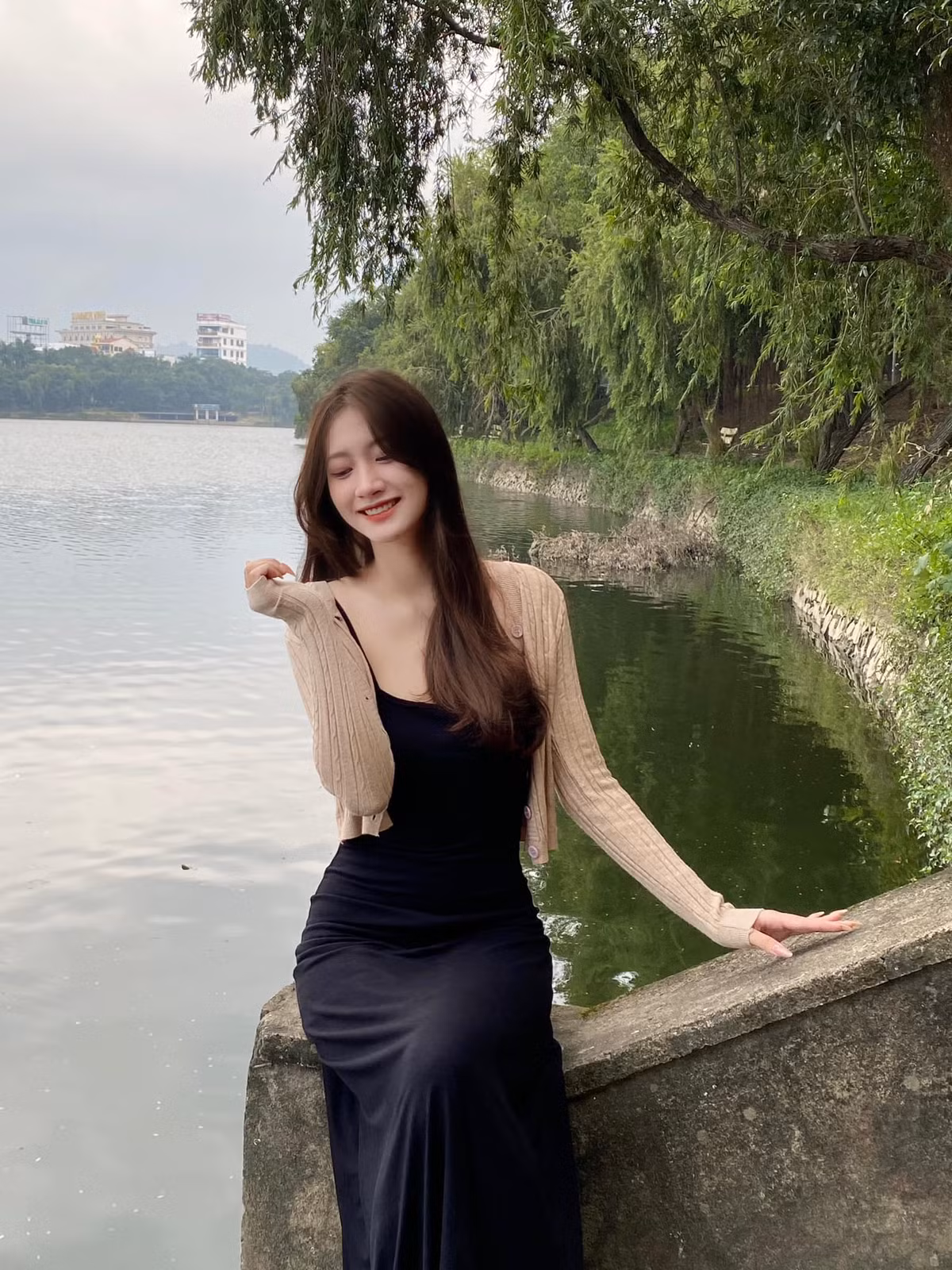 Ánh Tuyết cũng rất tích cực tham gia các hoạt động thiện nguyện.