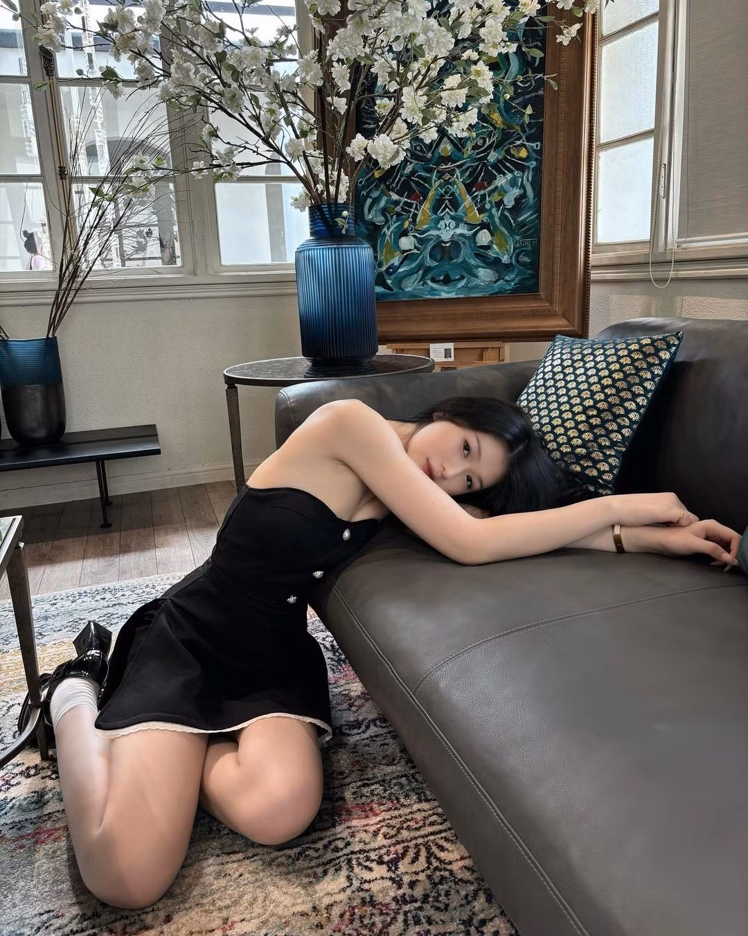Trên trang cá nhân, ngoài hình ảnh công việc, Hạnh Nguyên thường đăng tải những chuyến du lịch đến nhiều địa điểm khác nhau. (Ảnh: IGNV)