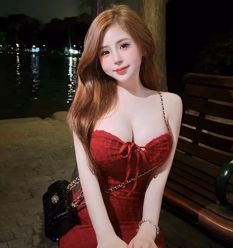 Cách trang điểm cô nàng lựa chọn giúp làm tôn lên đôi mắt to tròn, có hồn.