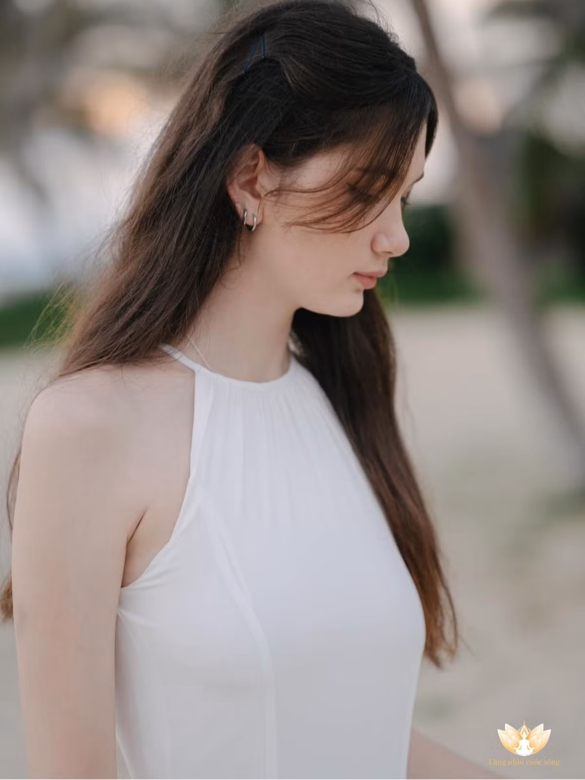 Cô nàng sở hữu nhan sắc trong trẻo, ngọt ngào.