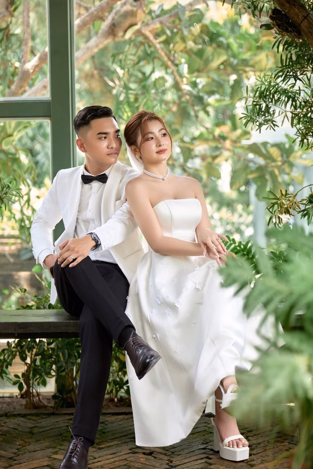 Nàng dâu Minh Thư sở hữu nhan sắc xinh đẹp, trong trẻo.