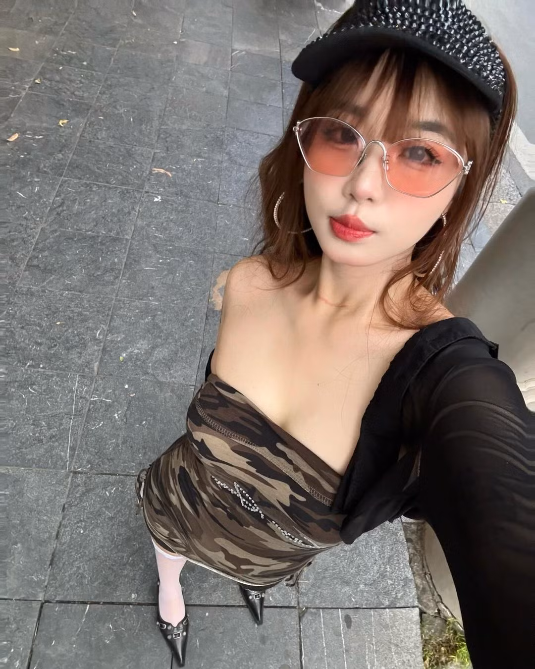 Pô tiktok và Hiếu Shyn yêu nhau, sống chung nhiều tháng qua và 2 người thường xuyên up các clip nhảy nhót tình tứ bên nhau.