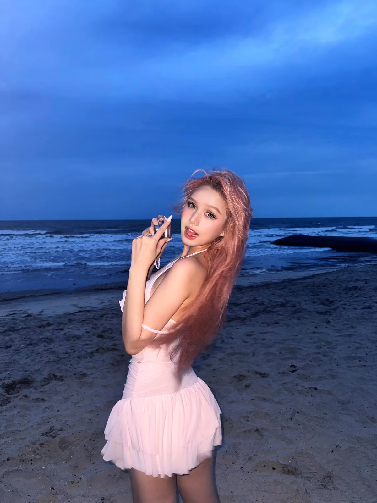 Từ trước đến nay, cô nàng vẫn luôn là hình tượng hot girl xinh đẹp hàng đầu cõi mạng.