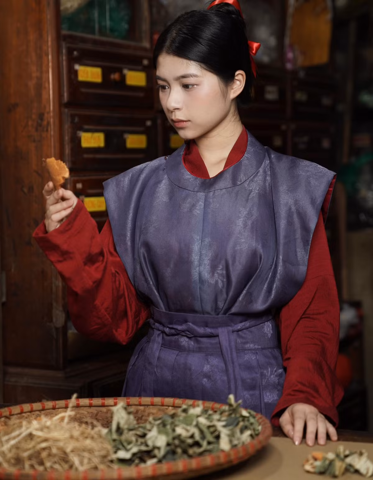 Tạo hình của Bùi Quỳnh Như trong bộ phim được nhiều người đánh giá hợp vai, toát lên thần thái nữ chính. Điều này khiến nhiều người mong đợi hơn nữa ngày bộ phim ra mắt.