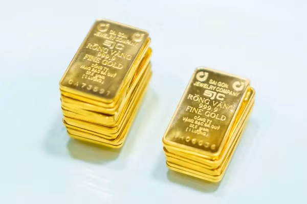 Giá vàng hôm nay 23/04: Tăng vùn vụt, chạm mốc không tưởng? Gia vang hom nay 23/04: Tang vun vut, cham moc khong tuong?