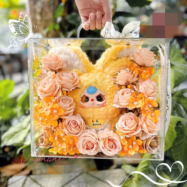 Chị Giang, nhân viên tại một cửa hàng quà tặng và phụ kiện ở Cầu Giấy (Hà Nội) cho biết, Baby Three là món quà bán chạy nhất dịp Valentine năm nay. Thậm chí, một số mẫu "hot" như Gương Thần Baby Three, Hải Sản...còn "cháy hàng". Ảnh: FB Nhóc Giftshop