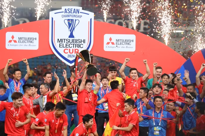 Vô địch Asean Cup 2024, Đội tuyển Việt Nam nhận bao nhiêu tiền thưởng? Vo dich Asean Cup 2024, Doi tuyen Viet Nam nhan bao nhieu tien thuong?