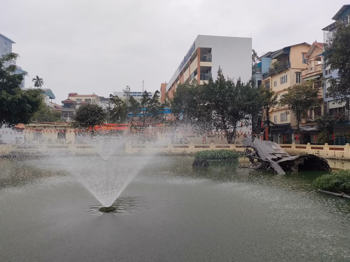 Trước sự xuống cấp cùng nguy cơ trở thành phế tích, vào tháng 4/2021, TP Hà Nội đã gấp rút triển khai dự án tu bổ, tôn tạo di tích lịch sử quốc gia hồ Hữu Tiệp.