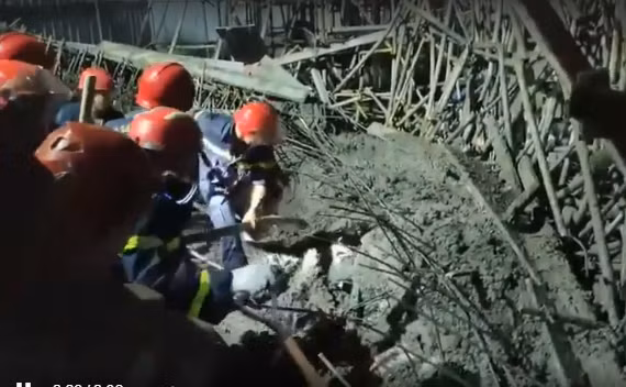  Sập giàn giáo, hai người chết: Khoảng 1h ngày 25/5, giàn giáo bằng sắt đổ khiến hơn 40 m2 sàn bêtông tươi tại công trình số 34-36 đường 2 tháng 9, quận Hải Châu, TP Đà Nẵng sụp xuống. Hai công nhân là ông Nguyễn Sáu, 53 tuổi và bà Nguyễn Thị Xinh, 49 tuổi, cùng trú Quảng Nam, bị vùi lấp tử vong. Ba người khác bị thương. Theo báo cáo của UBND quận Hải Châu, vụ sập giàn giáo xảy ra tại Công trình Nhà ở kết hợp với dịch vụ kinh doanh ẩm thực do bà Đinh Phương Thảo làm chủ đầu tư.