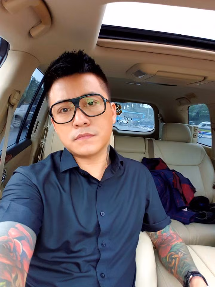 Tuan Hung rang ro di dien sau cu soc huy show phai nhap vien-Hinh-5