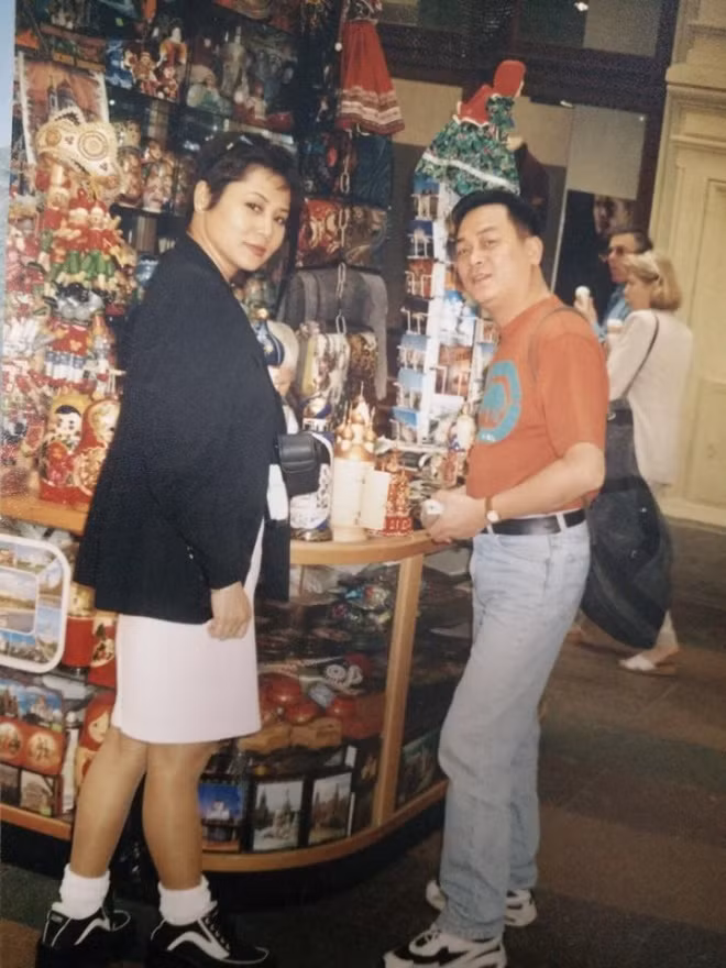 NSND Anh Tu lam benh nang, phai nhap vien-Hinh-2