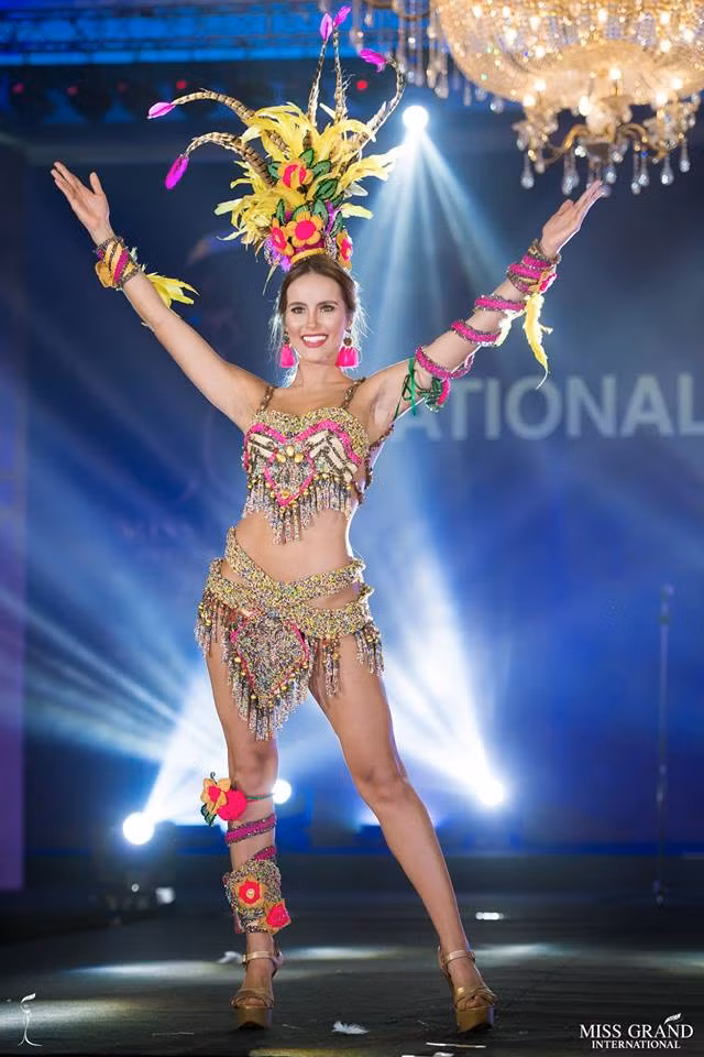 Người đẹp Colombia.