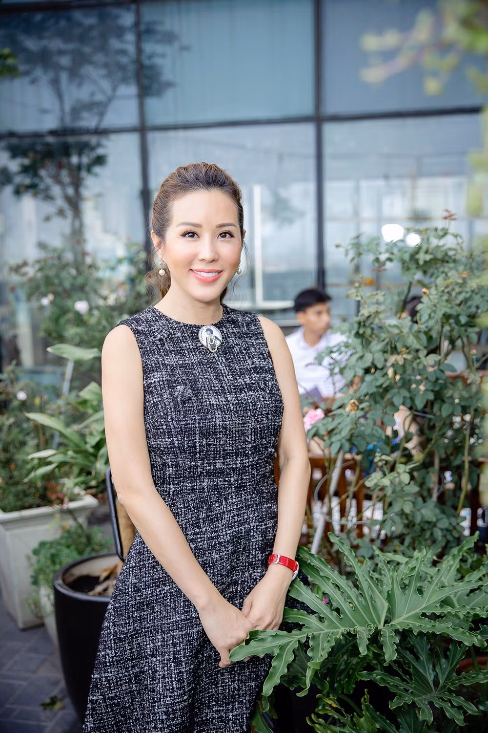 Ngoài buổi giới thiệu sách tại TP.HCM, Hà Nội, toàn bộ tiền bán sách sẽ được Thu Hoài sử dụng để gây quỹ từ thiện cho trẻ em nghèo hiếu học và phụ nữ có hoàn cảnh bất hạnh.