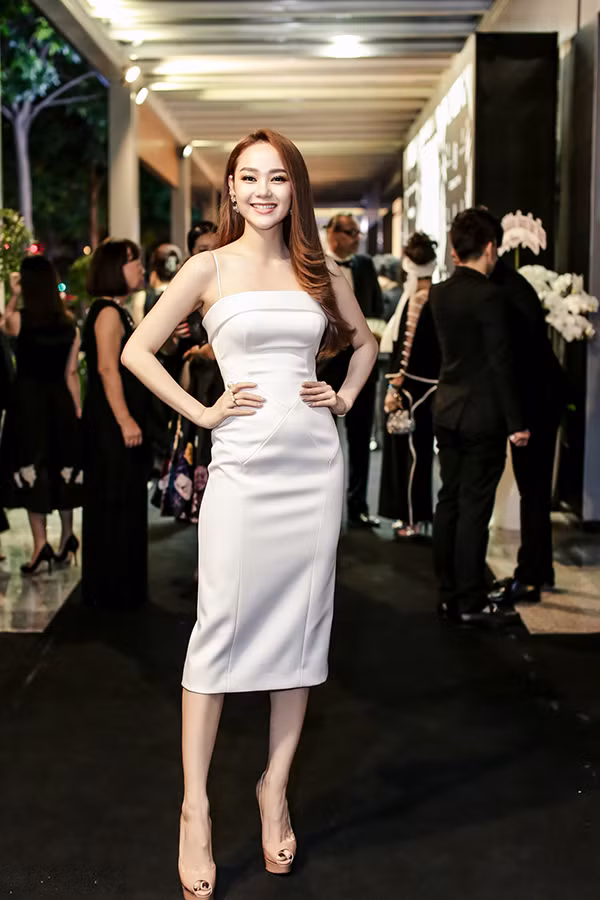 Minh Hằng.