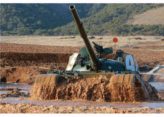 Không rõ có bao nhiêu loại xe tăng Triều Tiên tham gia cuộc đua này.