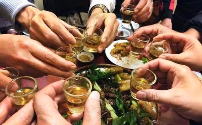 Tin nong 2/11: Nam thanh nien tu vong bat thuong duoi muong nuoc-Hinh-2