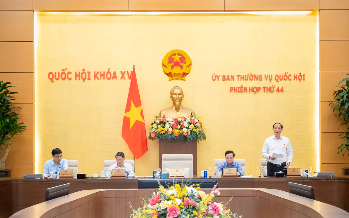 Thống nhất trình Quốc hội việc miễn học phí từ năm học 2025-2026 Thong nhat trinh Quoc hoi viec mien hoc phi tu nam hoc 2025-2026