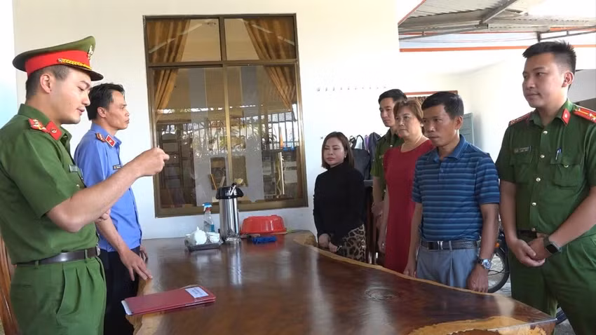 Lâm Đồng: Khởi tố giám đốc doanh nghiệp trốn thuế gần 6 tỉ đồng Lam Dong: Khoi to giam doc doanh nghiep tron thue gan 6 ti dong