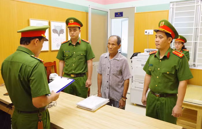 Khởi tố 2 đối tượng “vu khống” lãnh đạo ở Ninh Thuận Khoi to 2 doi tuong “vu khong” lanh dao o Ninh Thuan