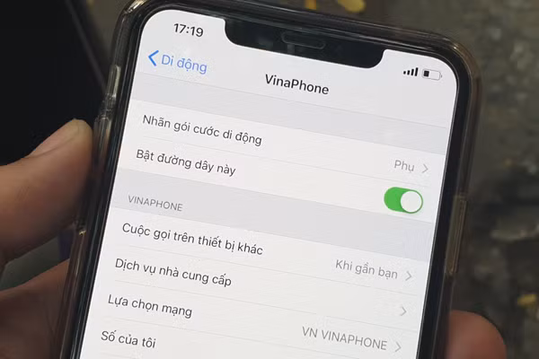Nên dùng eSIM hay SIM thường? Một điện thoại dùng được mấy eSIM? - Hình 4 Nen dung eSIM hay SIM thuong? Mot dien thoai dung duoc may eSIM?-Hinh-4