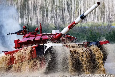Nga vo dich giai dua tang quoc te Tank Biathlon 2018