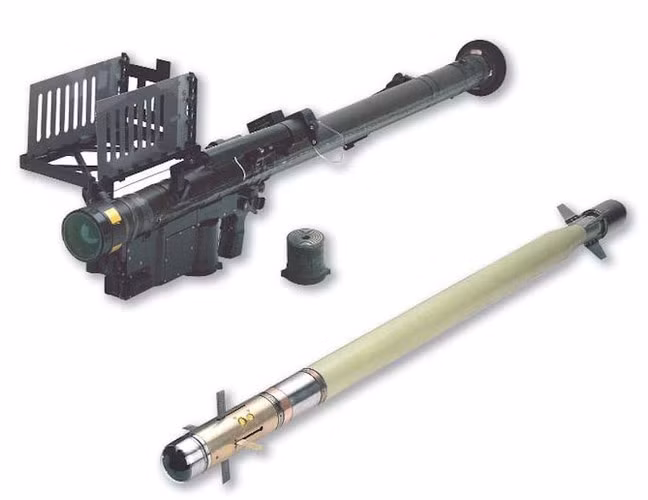 FIM-92 Stinger là hệ thống tên lửa vác vai đất đối không (MANPADS) do General Dynamics thiết kế và được Raytheon Missile Systems sản xuất từ cuối những năm 1970 tới nay.