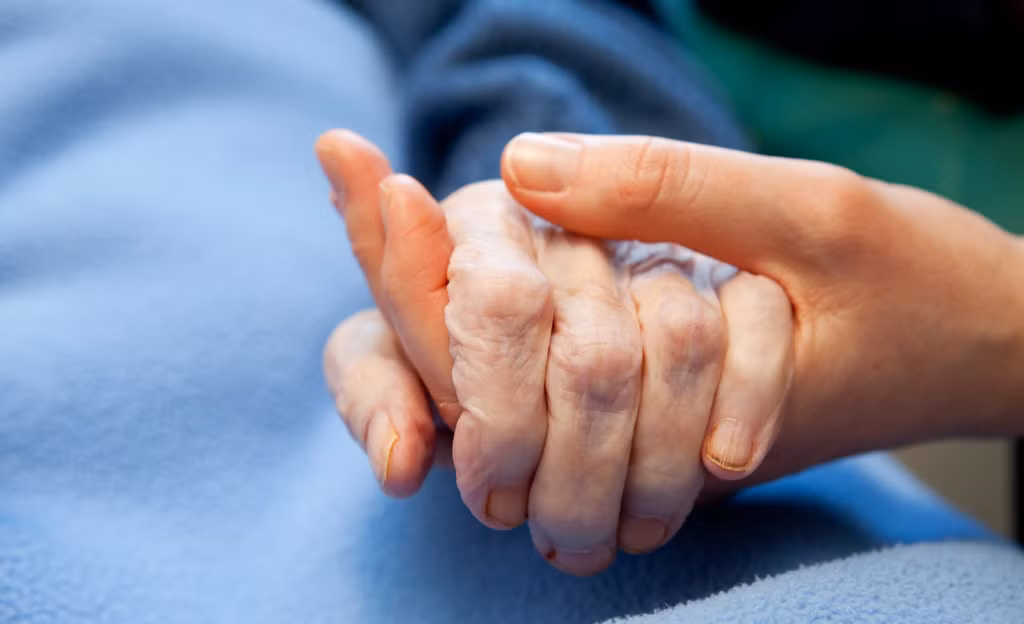 Từ đây, các chuyên gia ghi nhận mô hình hoạt động não ở những bệnh nhân không phản ứng tương tự những bệnh nhân khỏe mạnh. Điều này chứng minh họ vẫn nghe được khi họ sắp chết.
