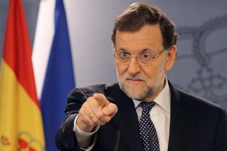Thu tuong Tay Ban Nha giai tan co quan lap phap Catalonia
