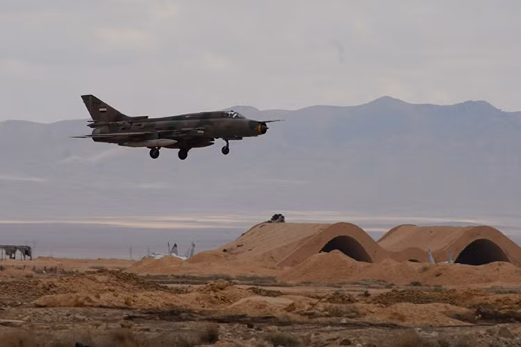 May bay My ban ha Su-22 cua Syria gan Taqqa