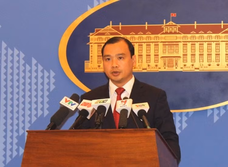 Phan doi Trung Quoc tap tran xam pham chu quyen Viet Nam